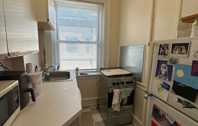 1 bed, 1 bath, 550 sqft, $2,500, Unit 64