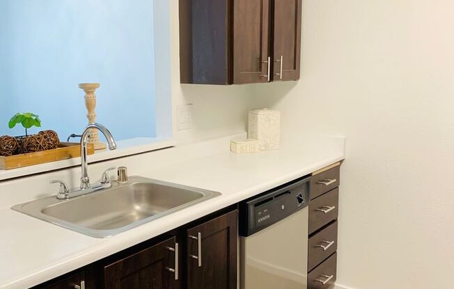 1 bed, 1 bath, 800 sqft, $2,050, Unit 308