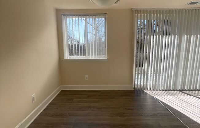 1 bed, 1 bath, 745 sqft, $1,900, Unit 14235 #203