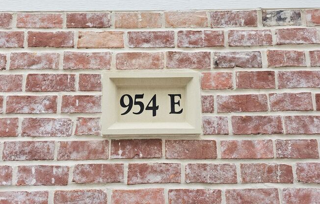 954 FISHER ST