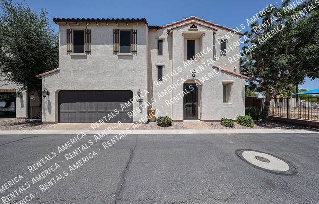 1930 S SYCAMORE PL