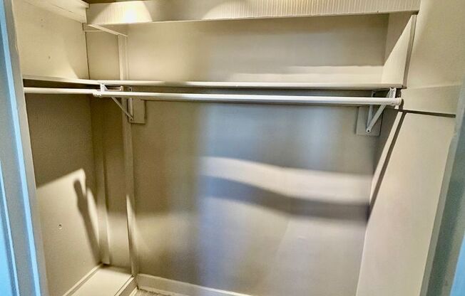 Studio, 1 bath, 200 sqft, $895, Unit 2