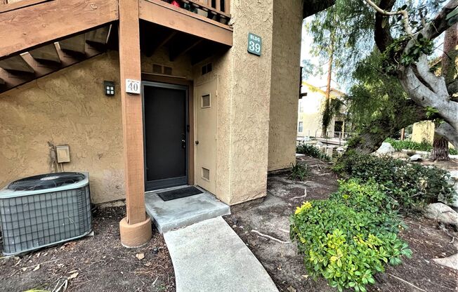 PET FRIENDLY One Bedroom Condo in a Peaceful Community in Irvine!