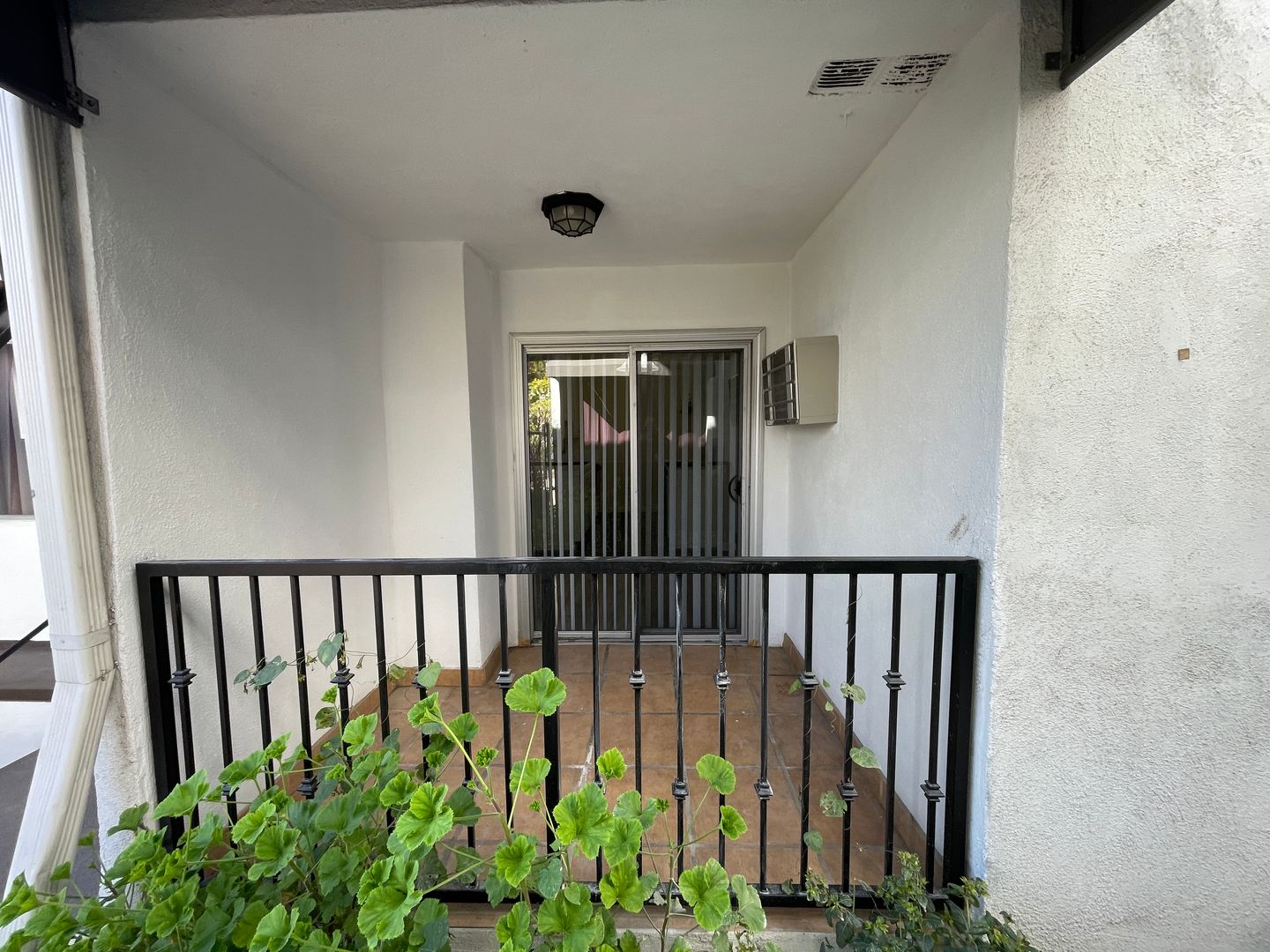 631 E. Orange Grove Ave. Burbank CA