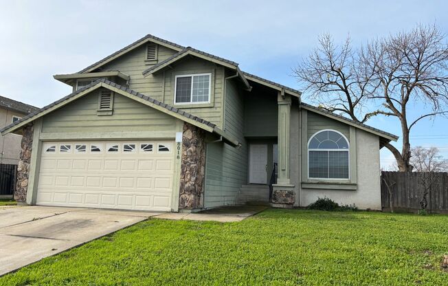 Close to Schools & Shopping