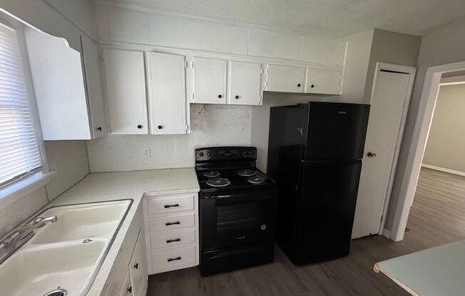 Move In Special Offered! PRICE REDUCED!
