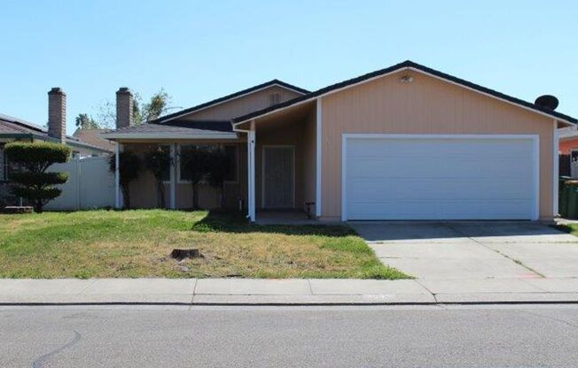 Back On The Rental Market Recently Updated 3 Bedroom Home!!!