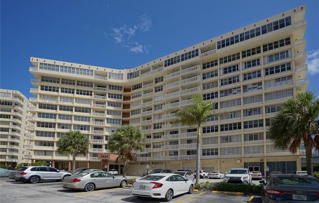 1825 S Ocean Dr