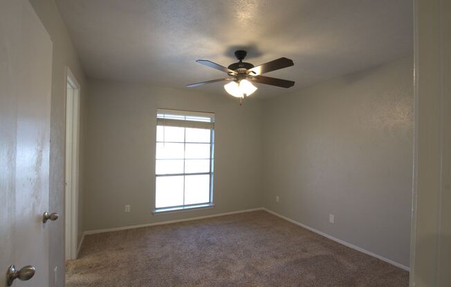 1 bed, 1 bath, 651 sqft, $1,225, Unit 153