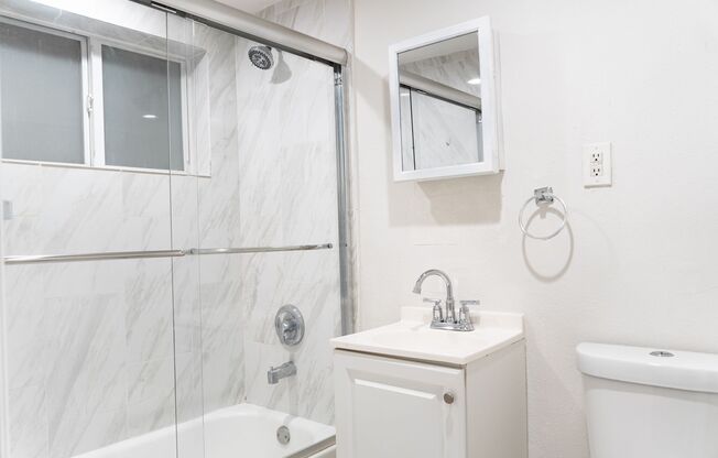 Studio, 1 bath, 392 sqft, $1,780, Unit 25- Unit 08