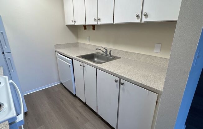 Crestwood Apartments