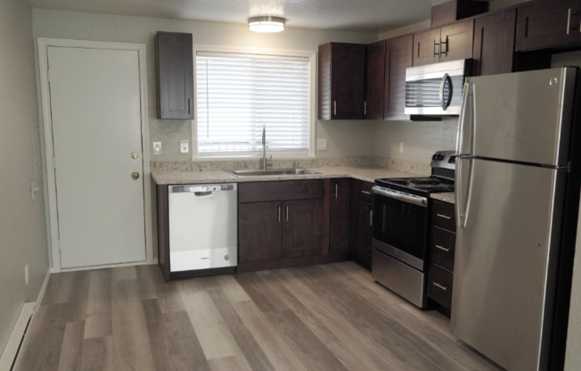 11025 16 AVE SW