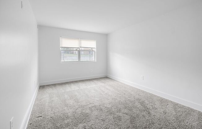 Lovely 2 BR/1 BA condo in Anacostia!