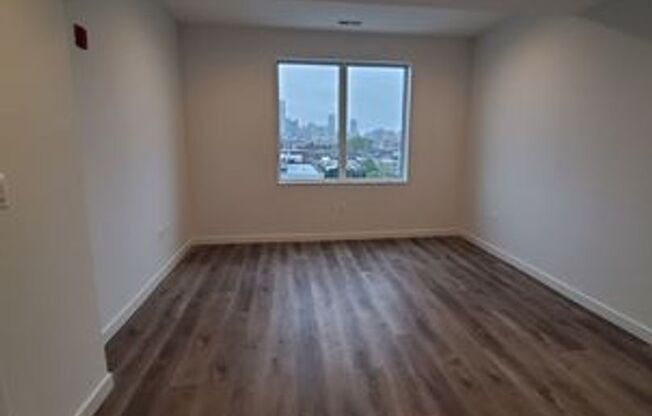 2 beds, 2 baths, 1,000 sqft, $2,625, Unit 609
