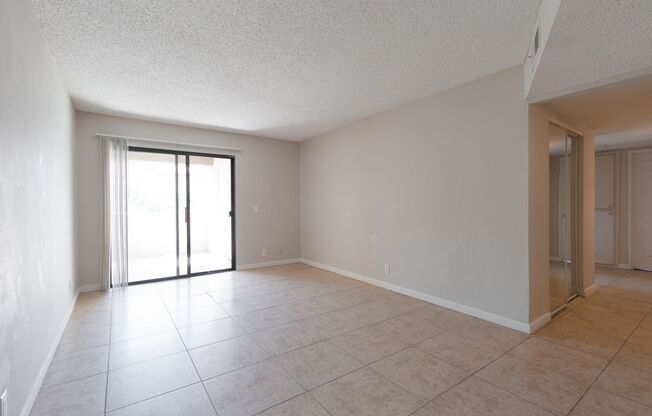 3 beds, 2 baths, $1,495, Unit # 2113