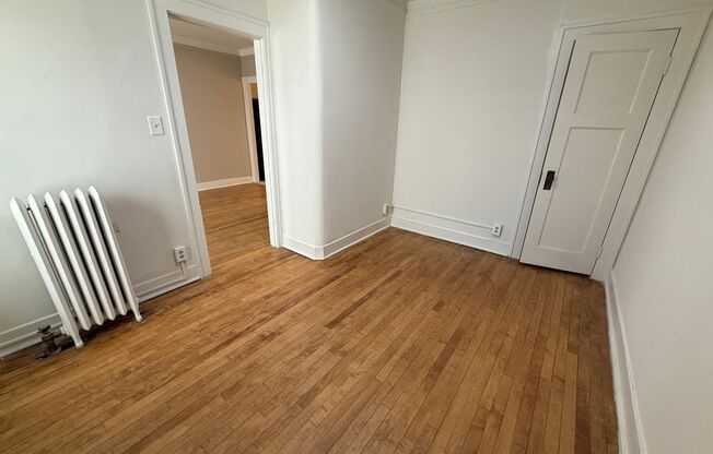 1 bed, 1 bath, $1,125, Unit 65