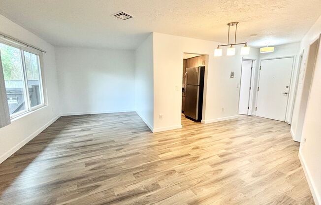 1 bed, 1 bath, 465 sqft, $1,325, Unit 111