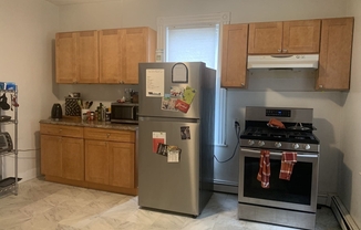 2 beds, 1 bath, 800 sqft, $2,500, Unit 1