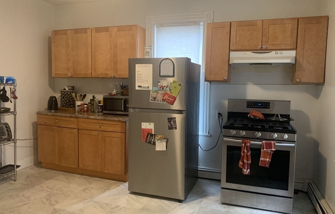 2 beds, 1 bath, 800 sqft, $2,500, Unit 1