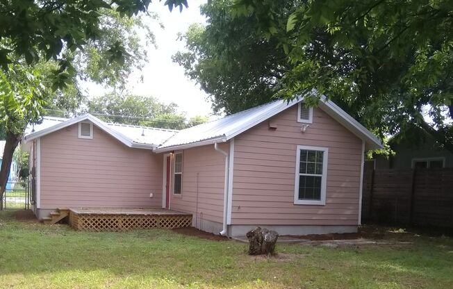 Recently Renovated 3/2 Rental Home in Harvard Place/Eastlawn Neighborhood