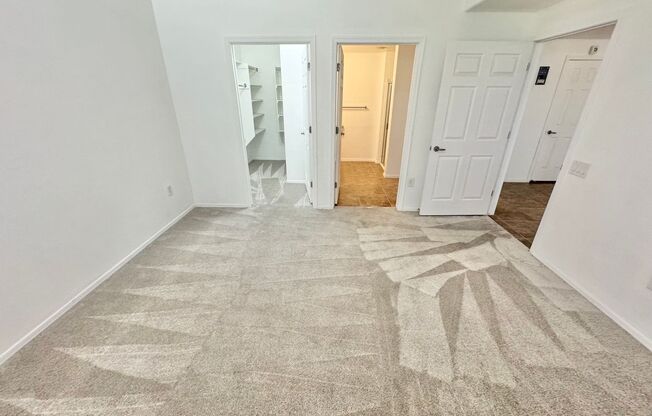 1 bed, 1 bath, $1,400, Unit # 1055