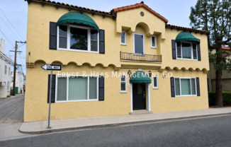 25 Argonne Ave.