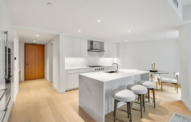 1 bed, 1.5 baths, 1,104 sqft, $9,500, Unit 5G