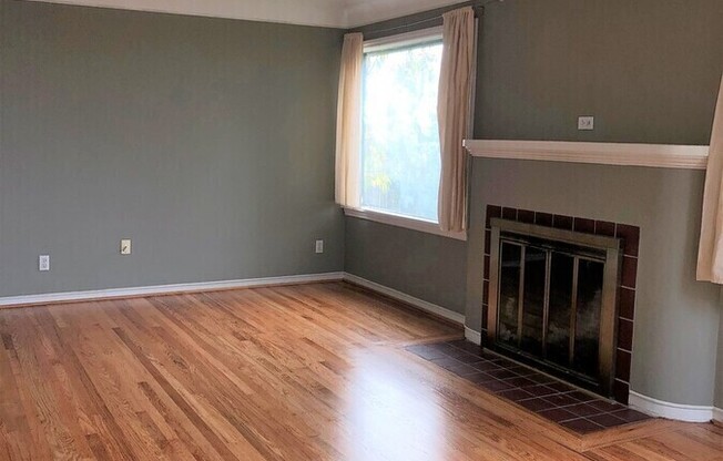 801 NE 94 ST