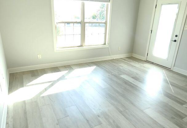 1 bed, 1 bath, 848 sqft, $775, Unit 05
