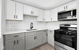 the preserve at ballantyne commons apartment kitchen