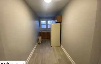 1 bed, 1 bath, $800, Unit Apt I