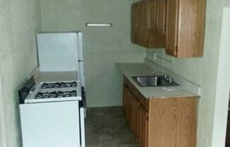 1 bed, 1 bath, $725, Unit 2327 #204