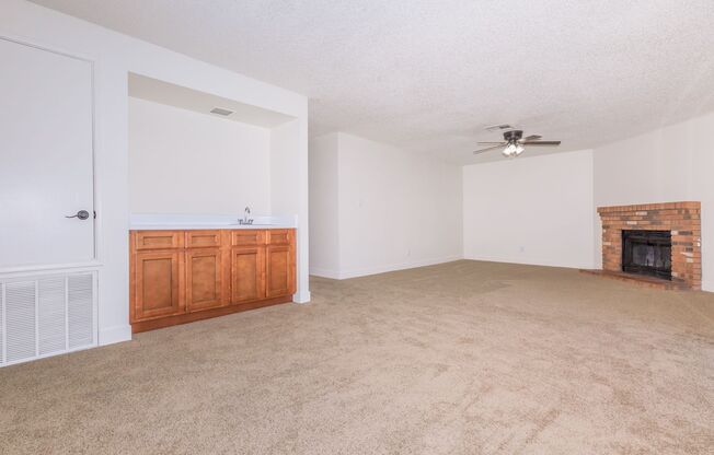 3 beds, 2 baths, 1,444 sqft, $1,741, Unit P2099