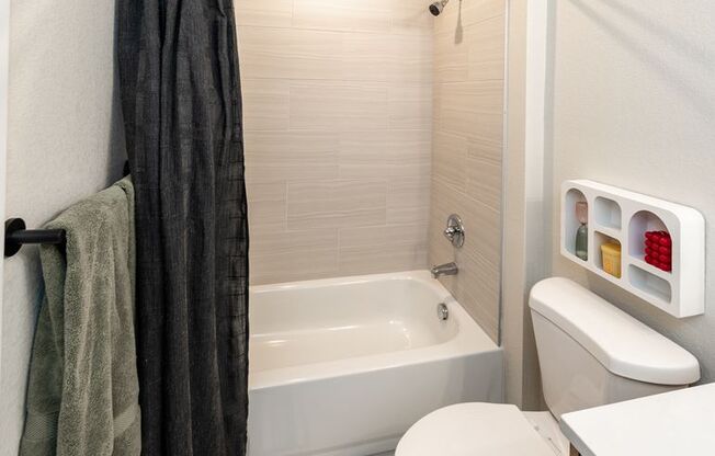 2 beds, 2 baths, 720 sqft, $1,849, Unit 820 #304