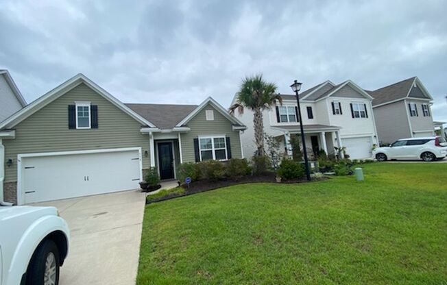 Beautiful 4 Bedroom in Cane Bay