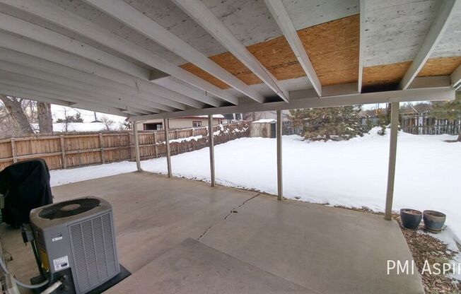 1613 SUNSET DR