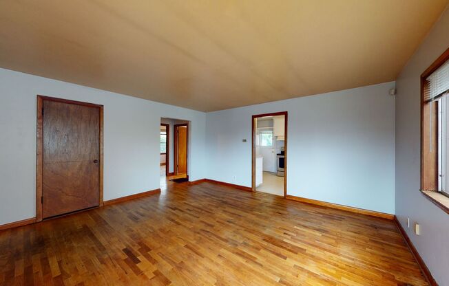 TWO BEDROOM RAMBLER IN KENNYDALE - GREAT LOCATION!