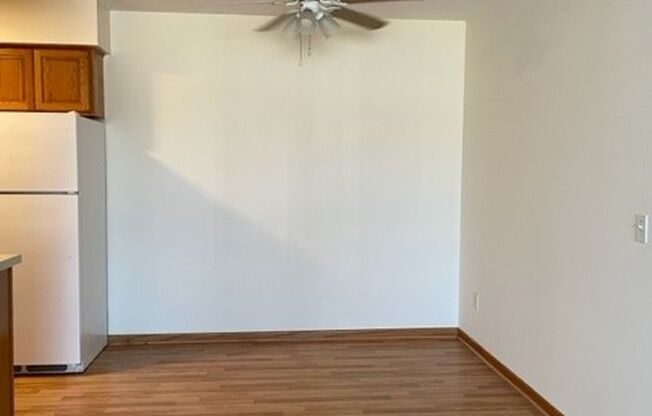 1 bed, 1 bath, 775 sqft, $1,199, Unit 2700-235