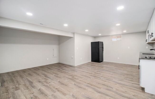 Garden Level 2 Bed, 1 Bath Duplex Available in South Denver!