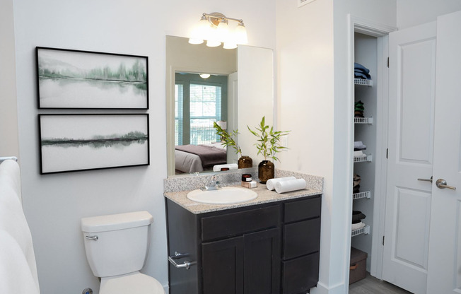 1 bed, 1 bath, 728 sqft, $1,260