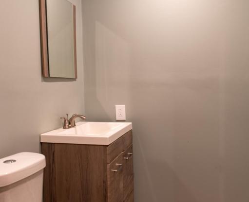 1 bed, 1 bath, 800 sqft, $850