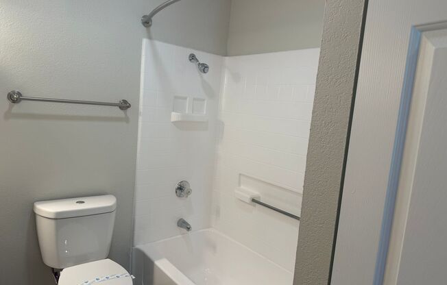 1 bed, 1 bath, 694 sqft, $2,360, Unit 310