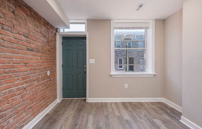 Newly Renovated 2 Bedroom Rowhome