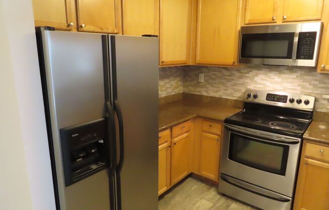 Immaculate one bedroom condo in Mira Mesa / Scripps Ranch Area