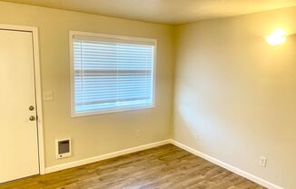 2 beds, 1 bath, 750 sqft, $1,350, Unit 204