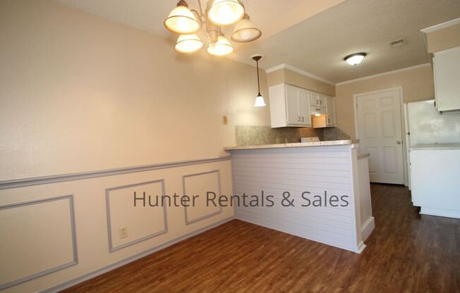 3 beds, 2 baths, $1,150