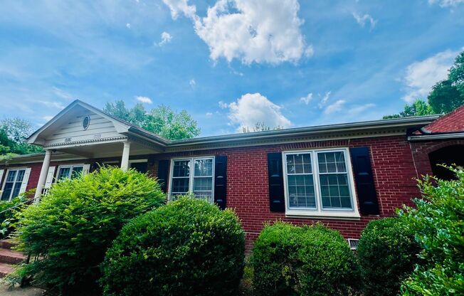 3821 ROSEHAVEN DR