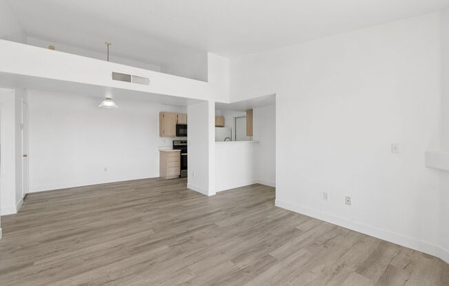 2 beds, 2 baths, $1,400, Unit # 2152