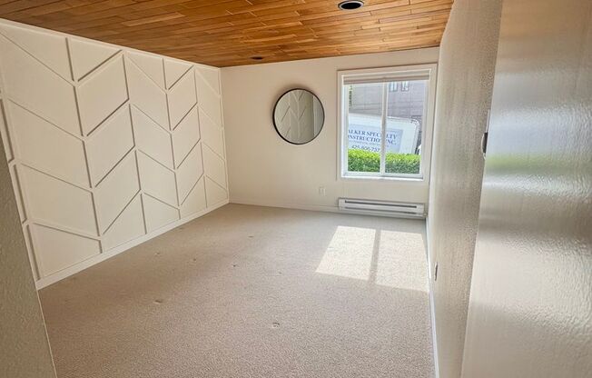 1 bed, 1 bath, $3,000, Unit Unit 101