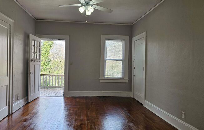 1 bed, 1 bath, 850 sqft, $1,099, Unit 11
